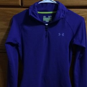Under Armour fitted long sleeve cold gear XS